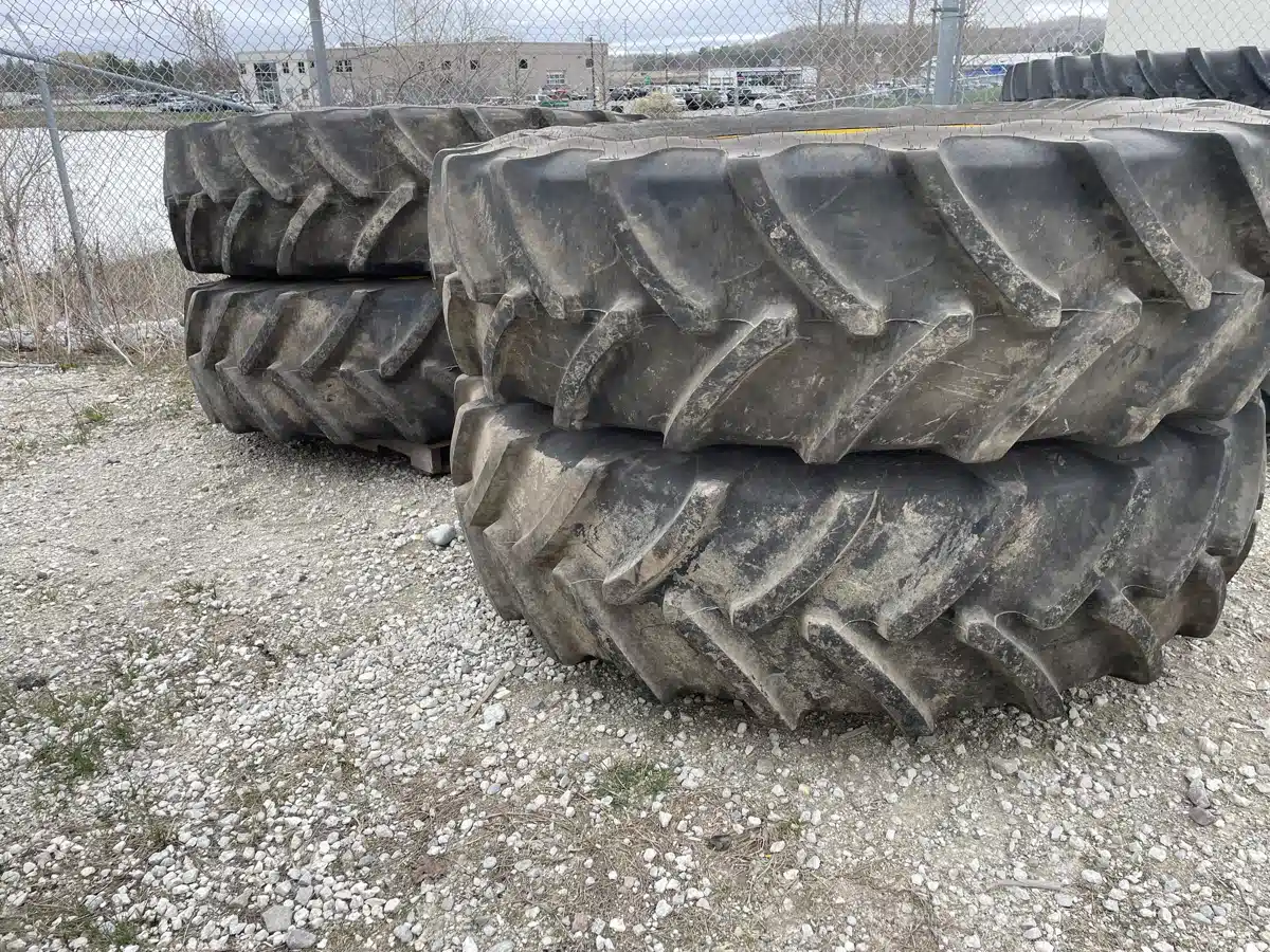 Gallery image 1 for Used 2023 John Deere 520/85R46 Tires