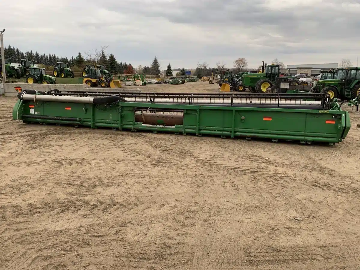 Gallery image 2 for Used 2013 John Deere 635 Header - Flex