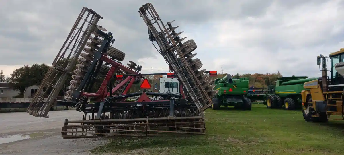 Gallery image 1 for Used 2017 Case IH TRUE-TANDEM 335VT Vertical Tillage