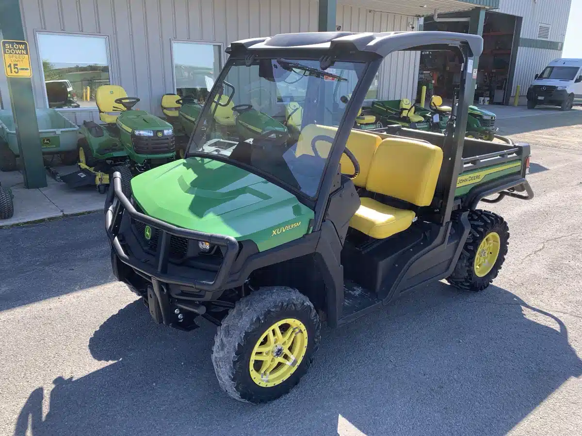 Gallery image 1 for Used 2022 John Deere XUV 835M Utility Vehicle