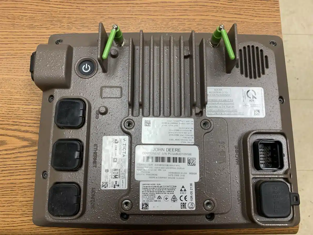 Gallery image 2 for Used 2021 John Deere 4640 Guidance System