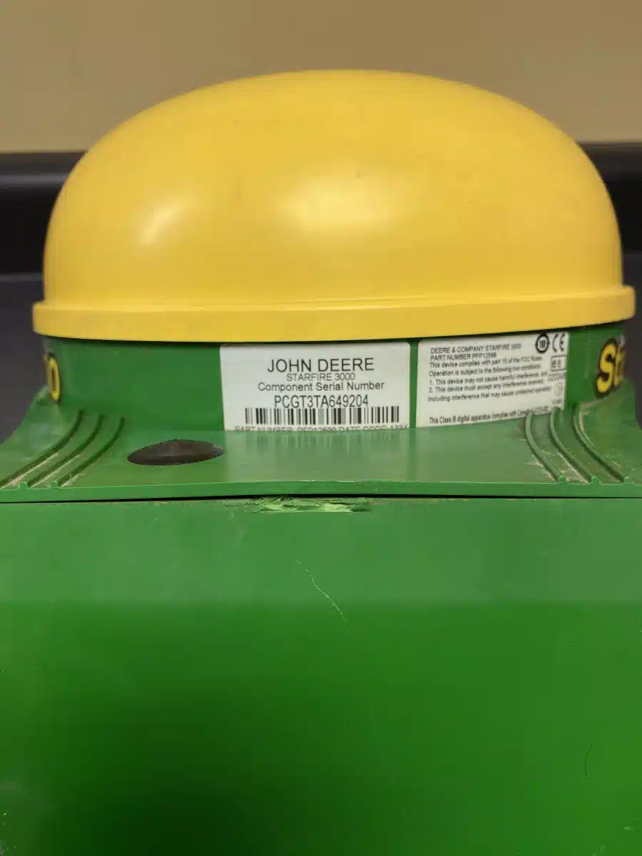 Gallery image 2 for Used 2013 John Deere STARFIRE 3000 Guidance System
