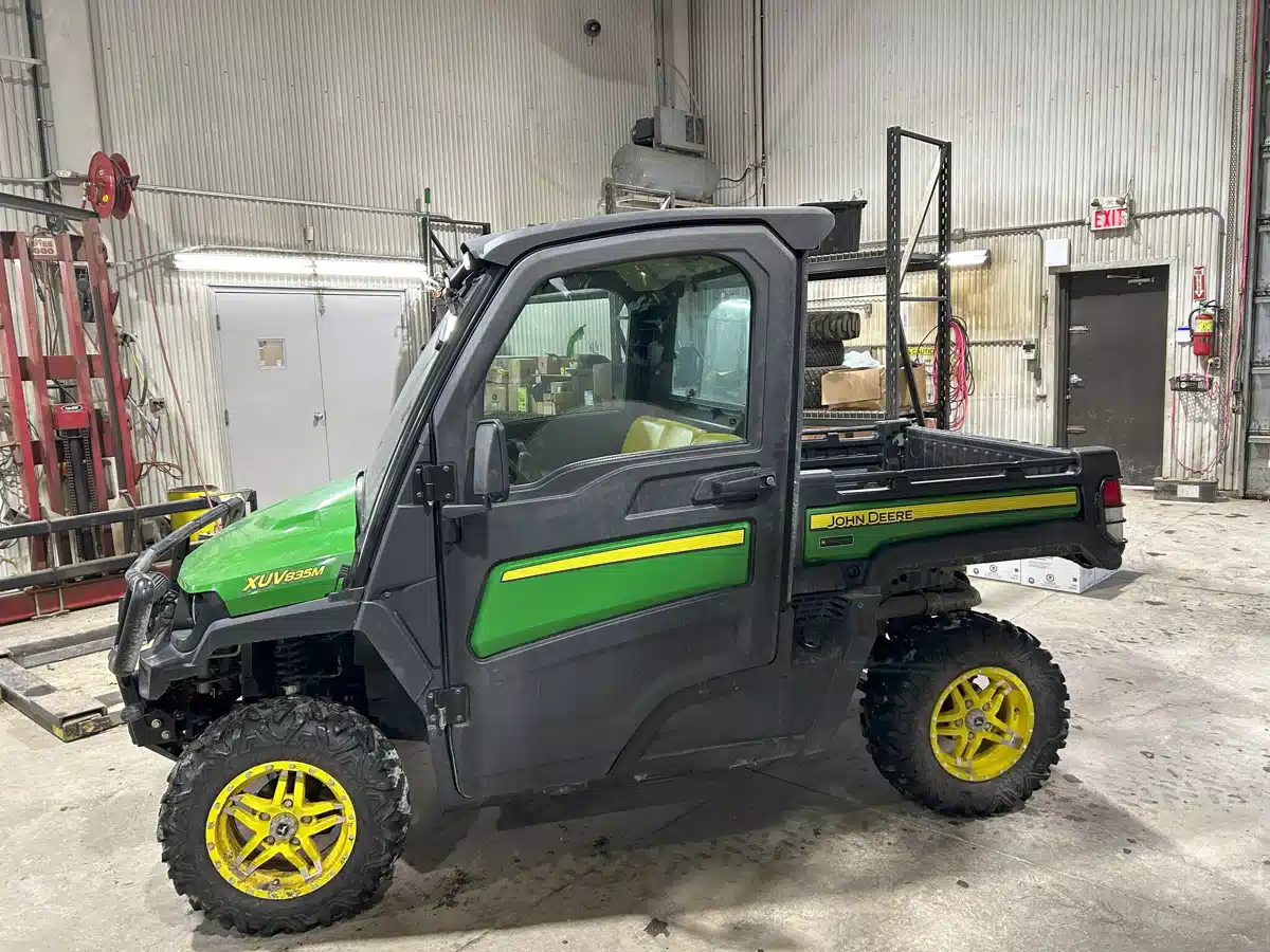 Gallery image 2 for 2020 John Deere XUV 835M Utility Vehicle