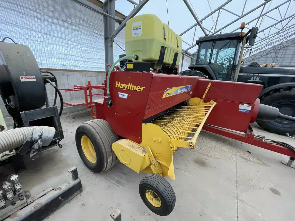 Gallery image 1 for Used 2016 New Holland BC5070 Square Baler - Small
