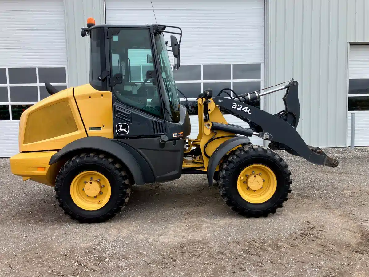 Gallery image 1 for Used 2018 John Deere 324L Wheel Loader