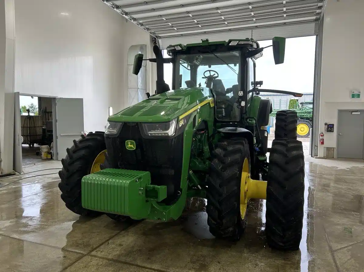 Gallery image 2 for Used 2022 John Deere 8R 280 Tractor