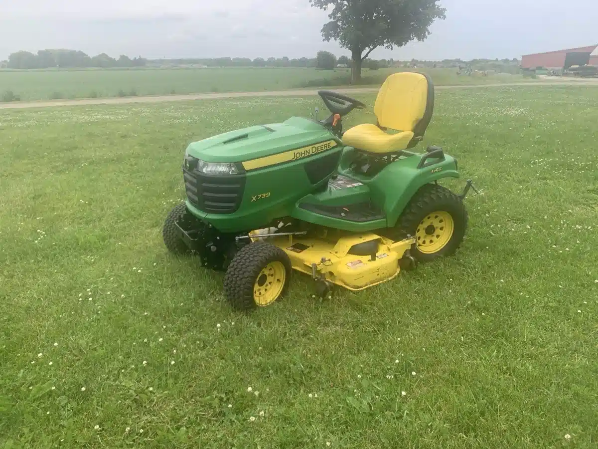 Gallery image 1 for Used 2013 John Deere X739 Lawn Tractor