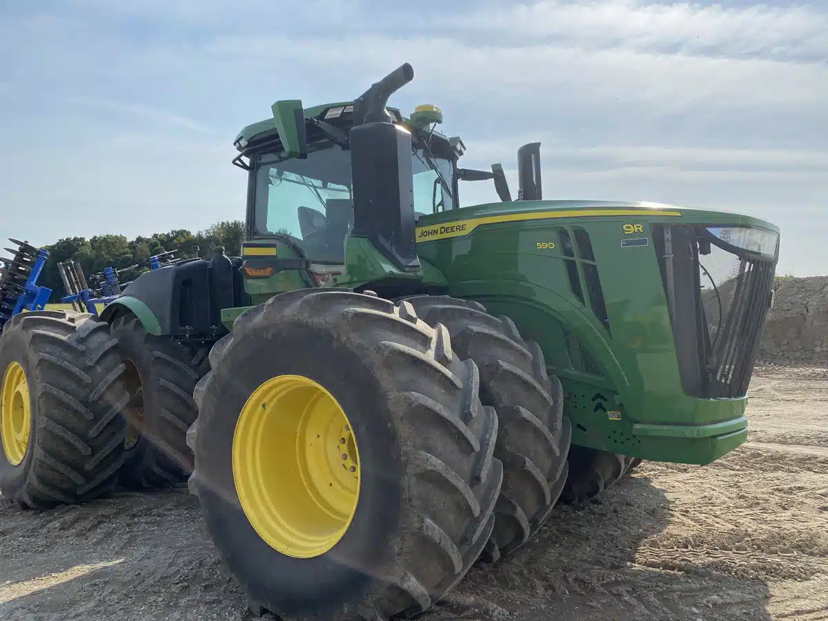 Gallery image 2 for Used 2023 John Deere 9R 590 Tractor