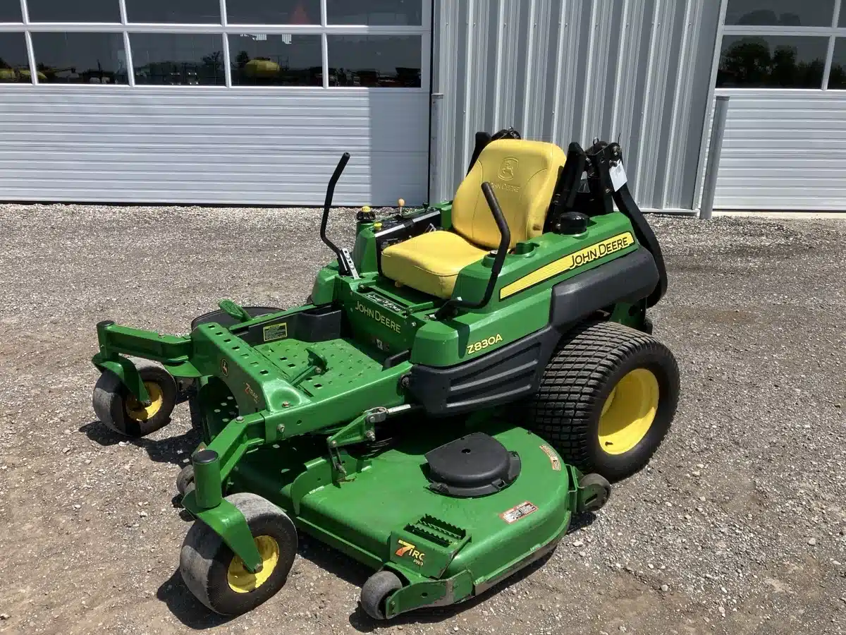 Gallery image 2 for Used 2008 John Deere Z830A Mower - Zero Turn