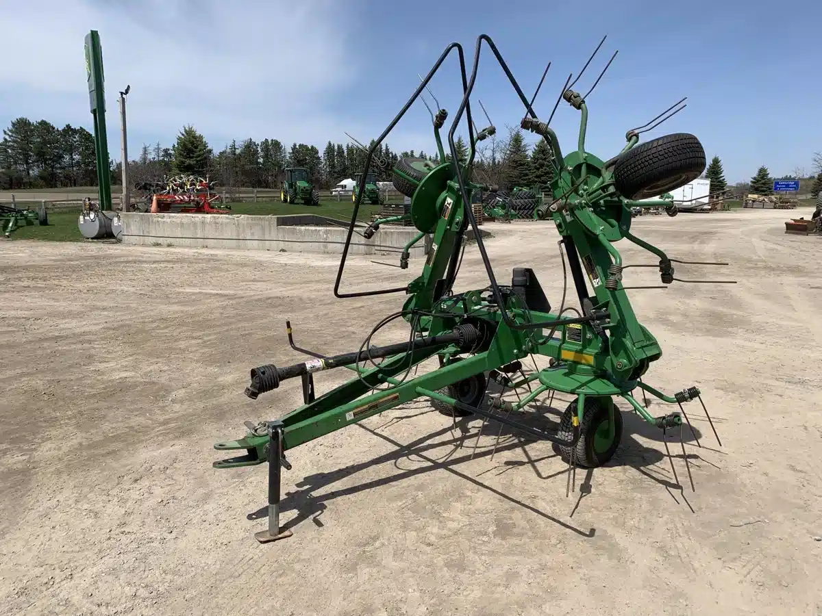 Gallery image 1 for Used 2014 Frontier TD3418 Tedder Rake
