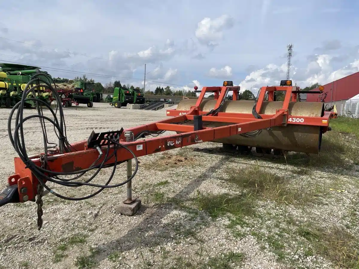 Gallery image 1 for Used 2010 Riteway 4300 Packer