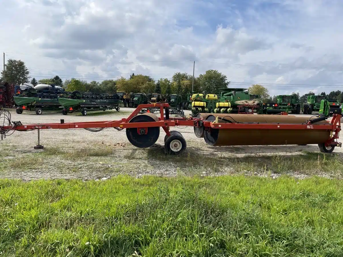 Gallery image 2 for Used 2010 Riteway 4300 Packer