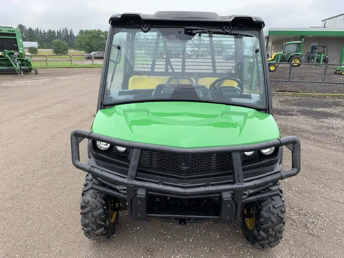 Gallery image 2 for Used 2019 John Deere XUV 835M Utility Vehicle