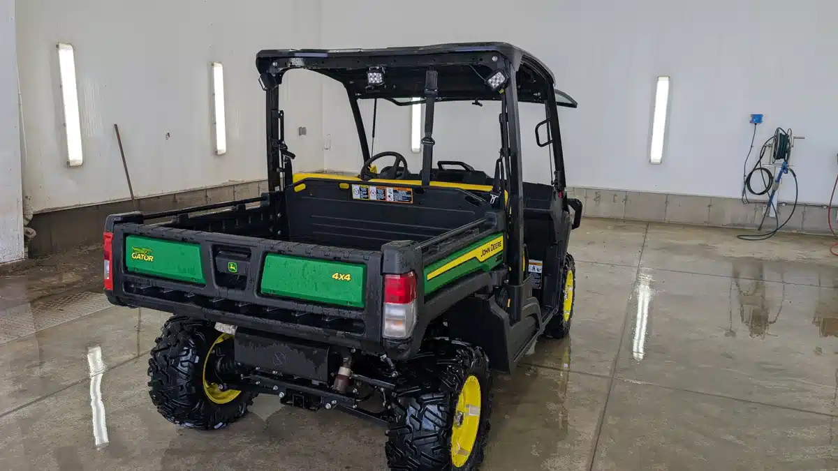 Gallery image 2 for Used 2022 John Deere XUV 835M Utility Vehicle