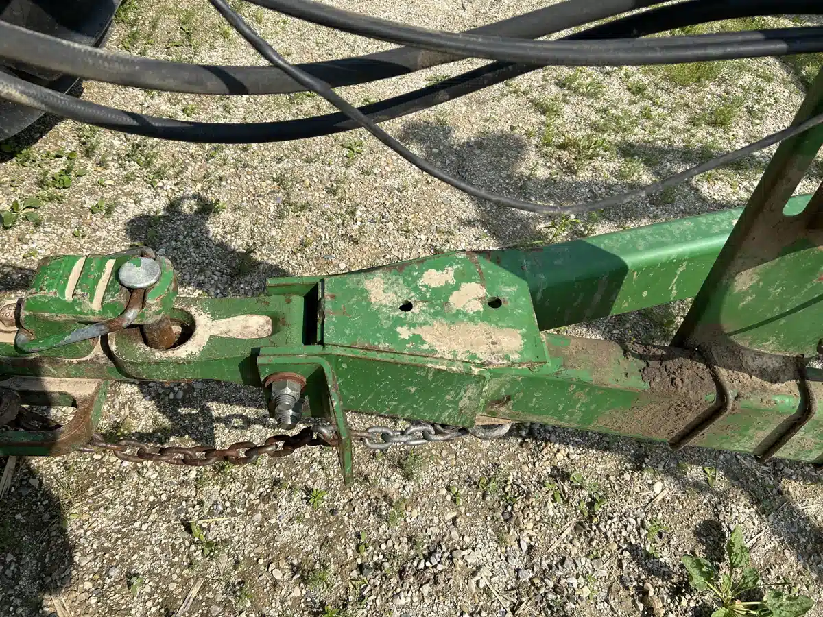 Gallery image 1 for Used 2004 John Deere 980 Cultivator