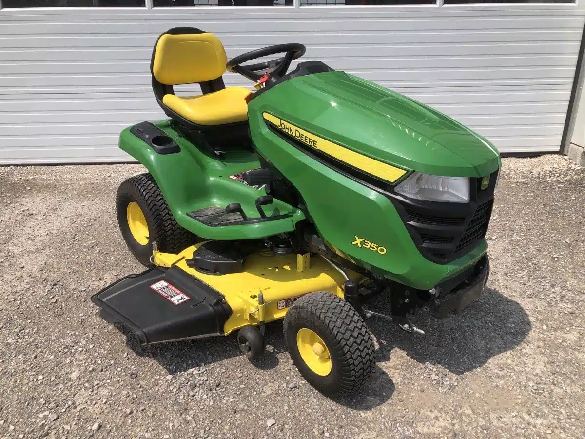 Gallery image 2 for Used 2021 John Deere X350 Lawn Tractor