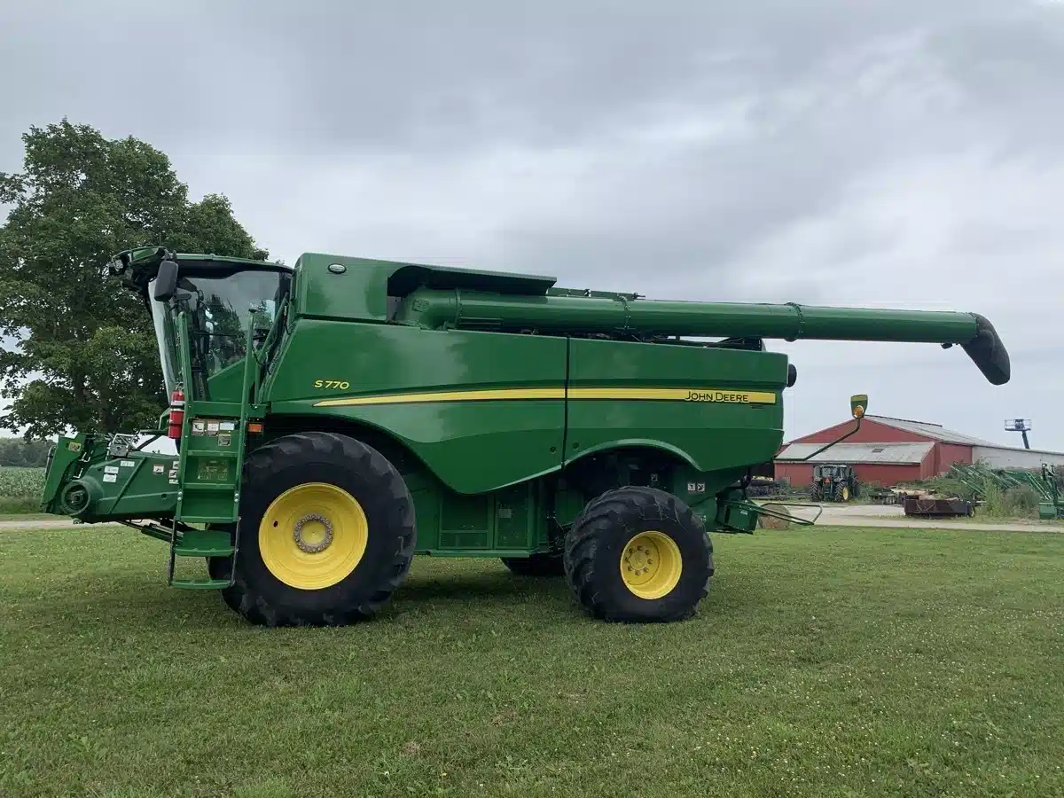 Gallery image 1 for Used 2023 John Deere S770 Combine