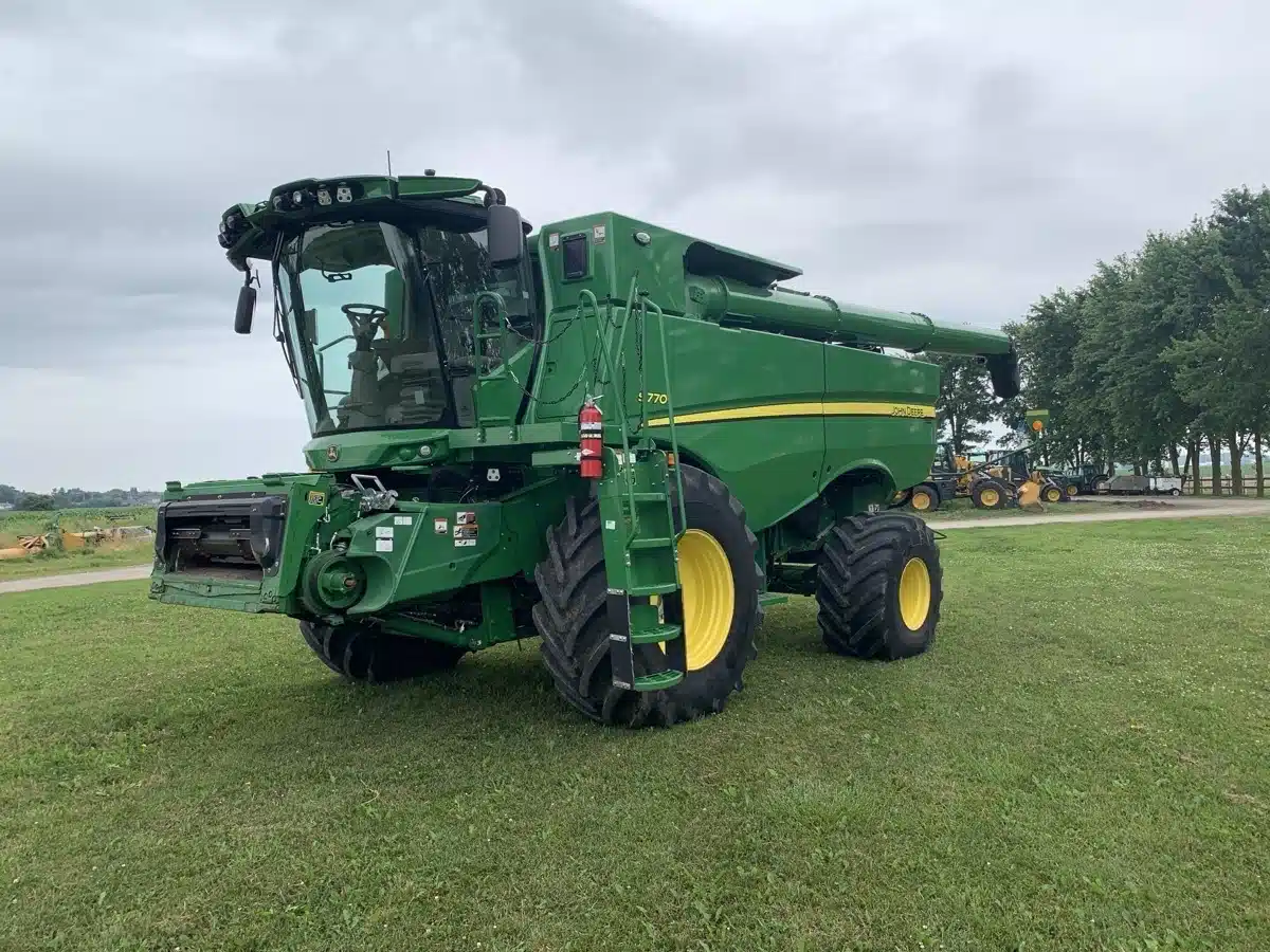Gallery image 2 for Used 2023 John Deere S770 Combine