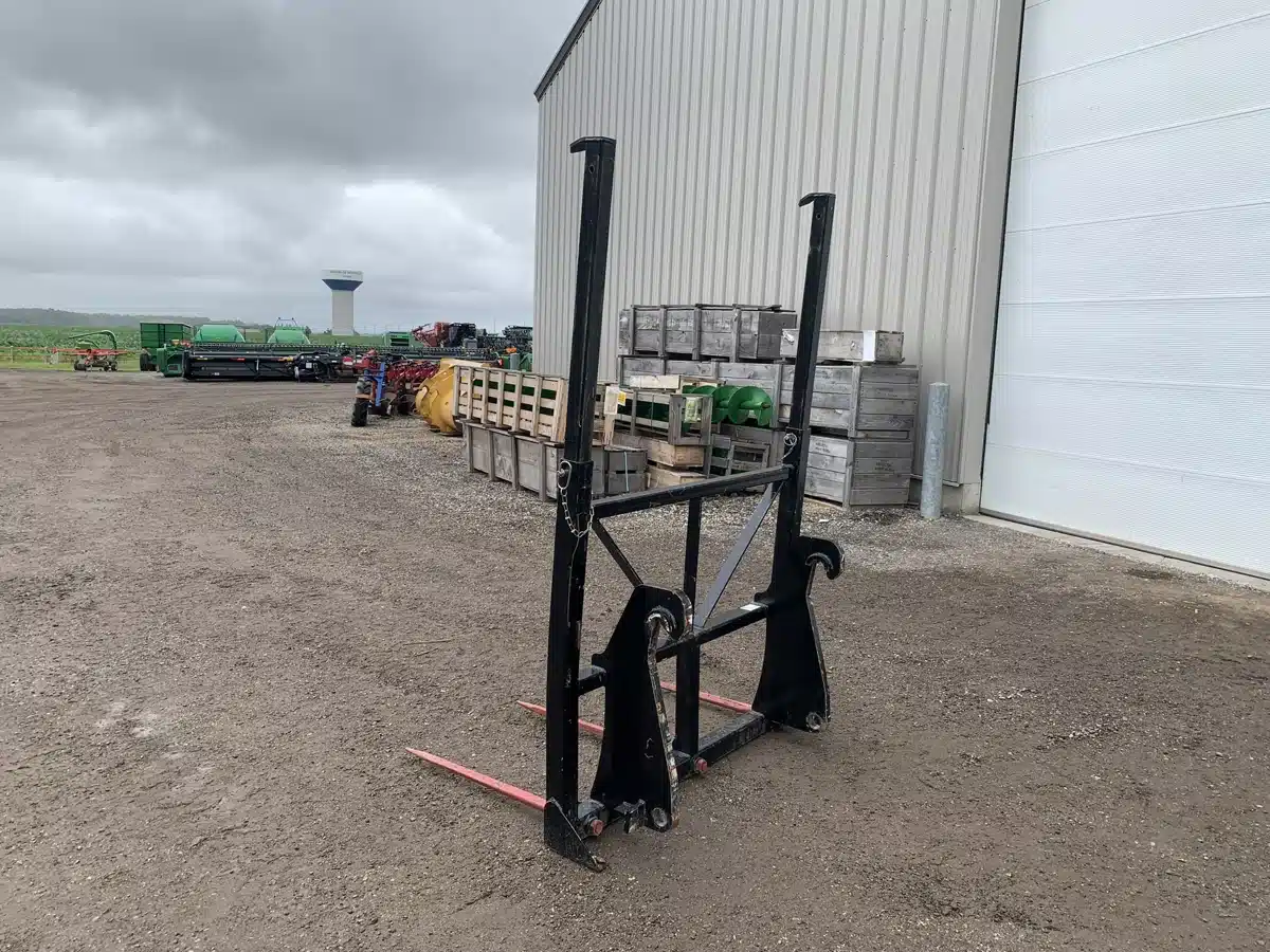 Gallery image 1 for Used 2023 Horst Welding TE55039VOL50 Bale Spear