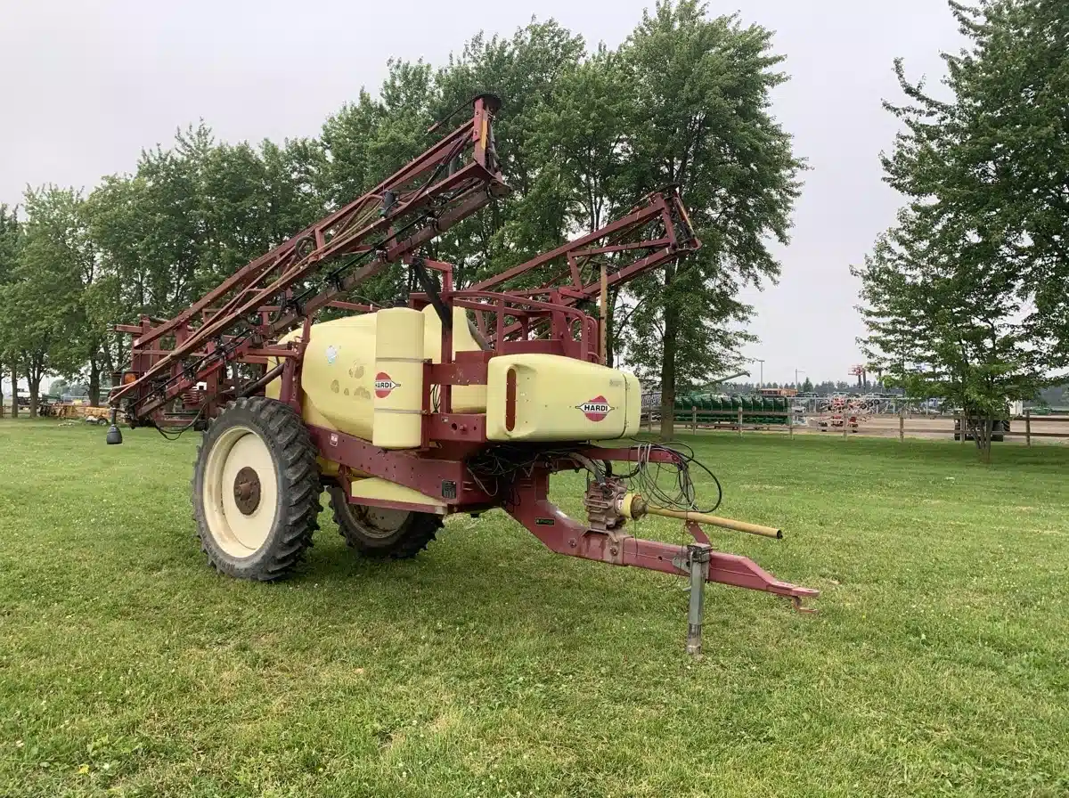 Gallery image 1 for Used 2005 Hardi COMMANDER 750 Sprayer - Pull Type