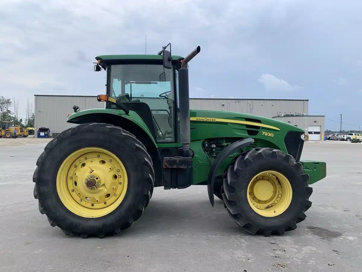 Gallery image 1 for Used 2007 John Deere 7930 Tractor