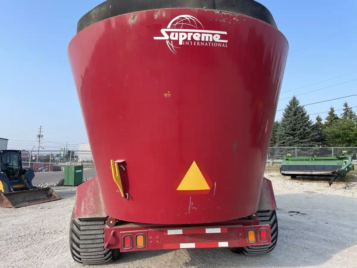 Gallery image 2 for Used 2016 Supreme 900T TMR Mixer