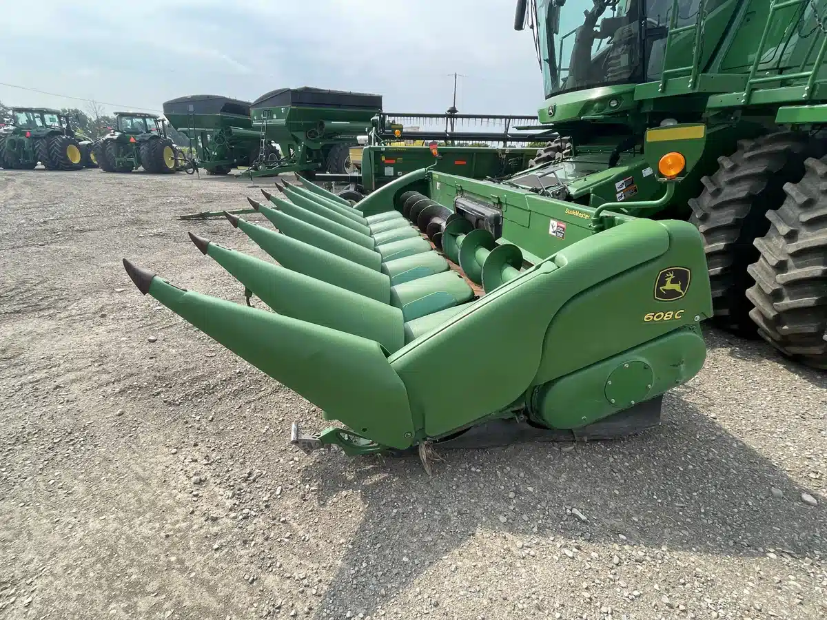 Gallery image 2 for Used 2013 John Deere S660 Combine