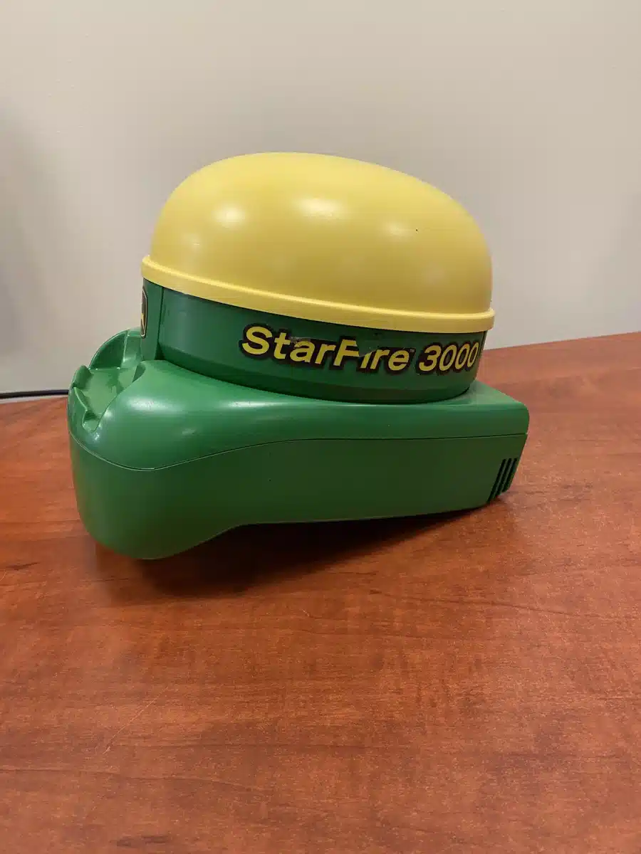 Gallery image 1 for Used 2012 John Deere STARFIRE 3000 Guidance System