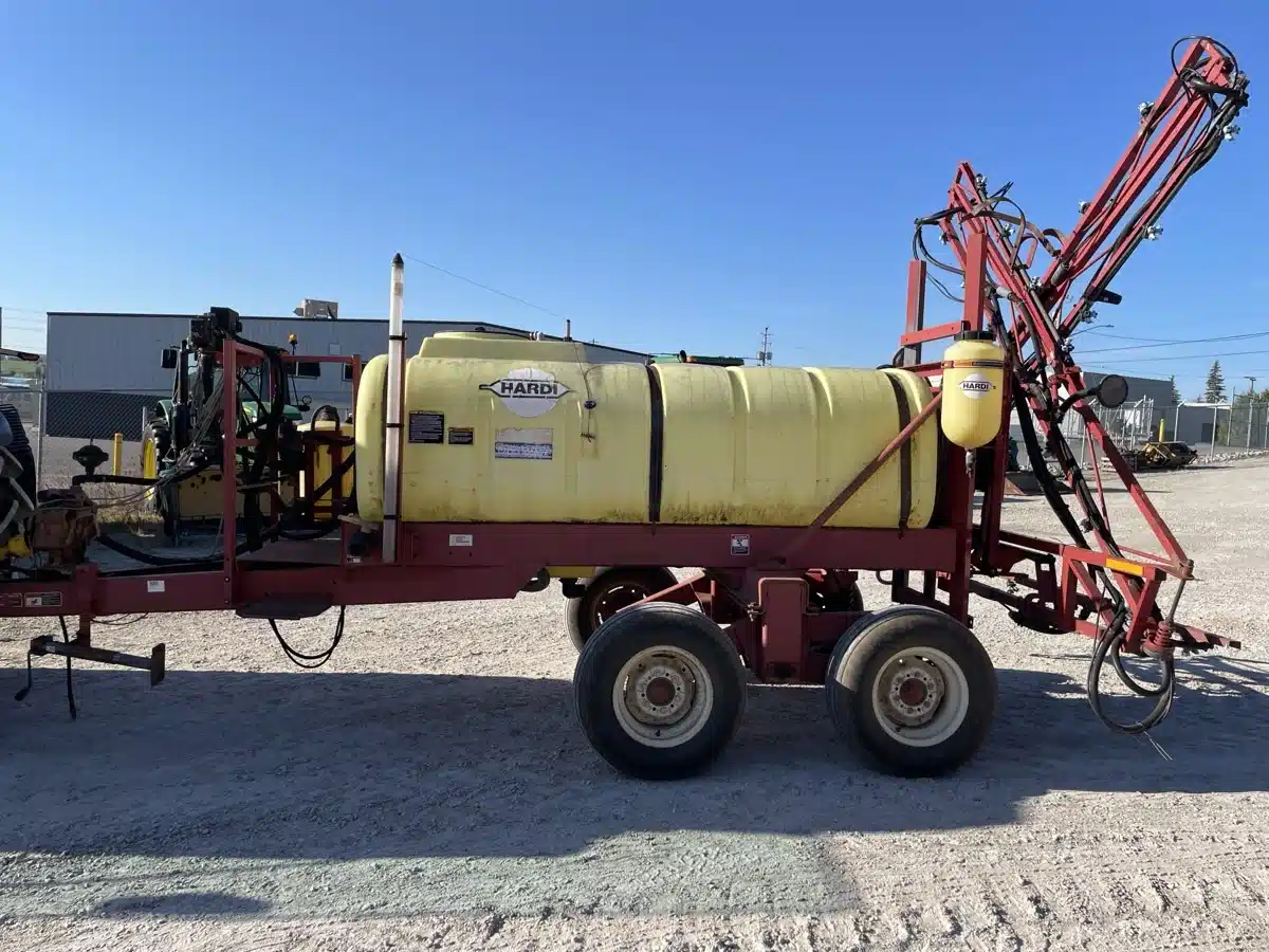Gallery image 2 for Used 1995 Hardi NAVIGATOR 550 Sprayer - Pull Type