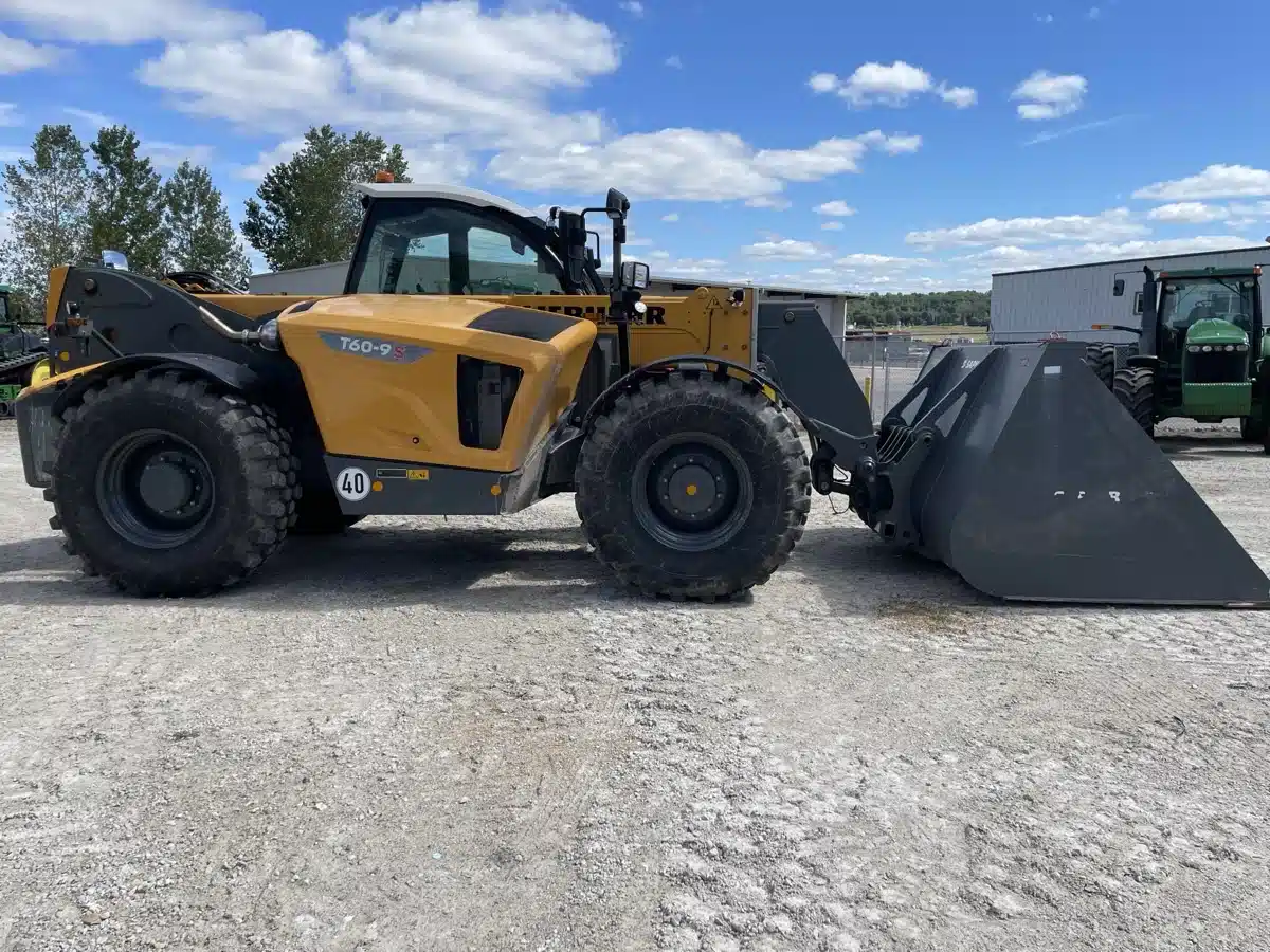Gallery image 2 for Used 2023 Liebherr T60-9S TeleHandler