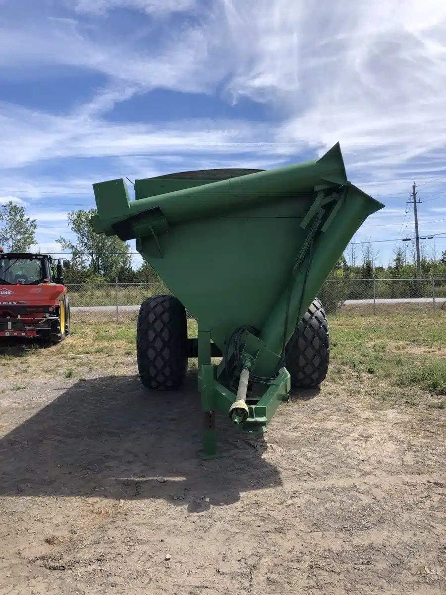 Gallery image 2 for Used Lucknow 470 GRAIN BUGGY Grain Cart