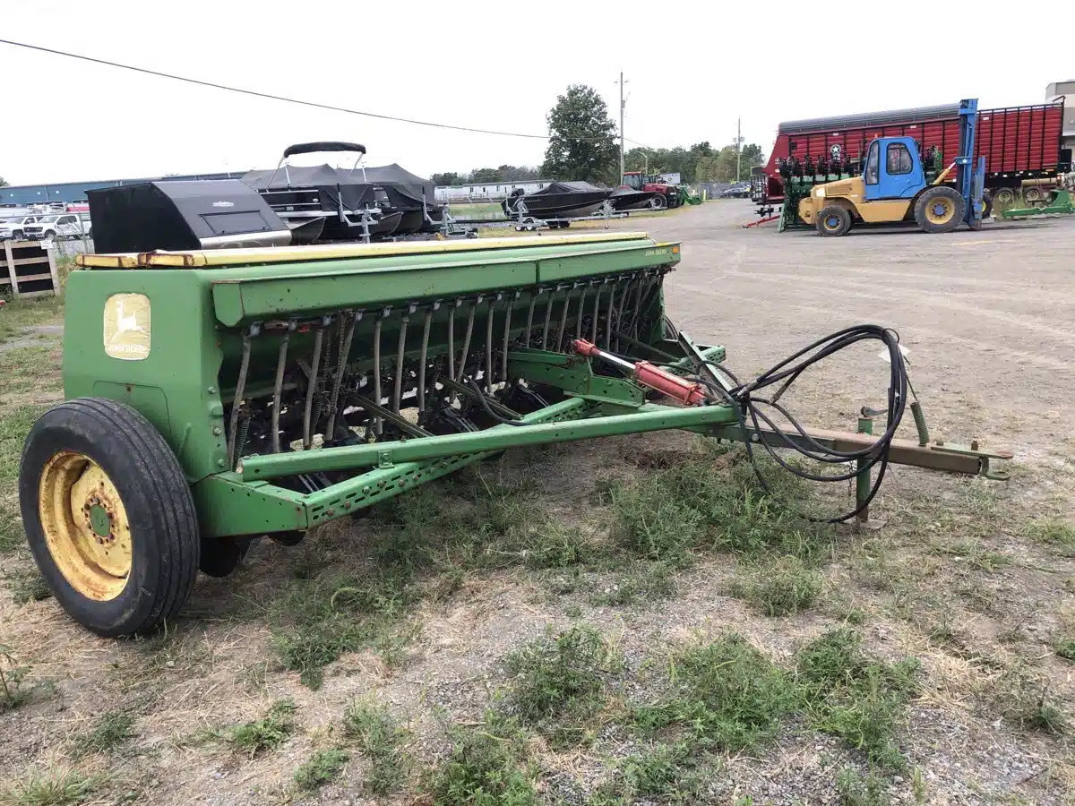 Gallery image 1 for John Deere 8300 12ft SEED Drill