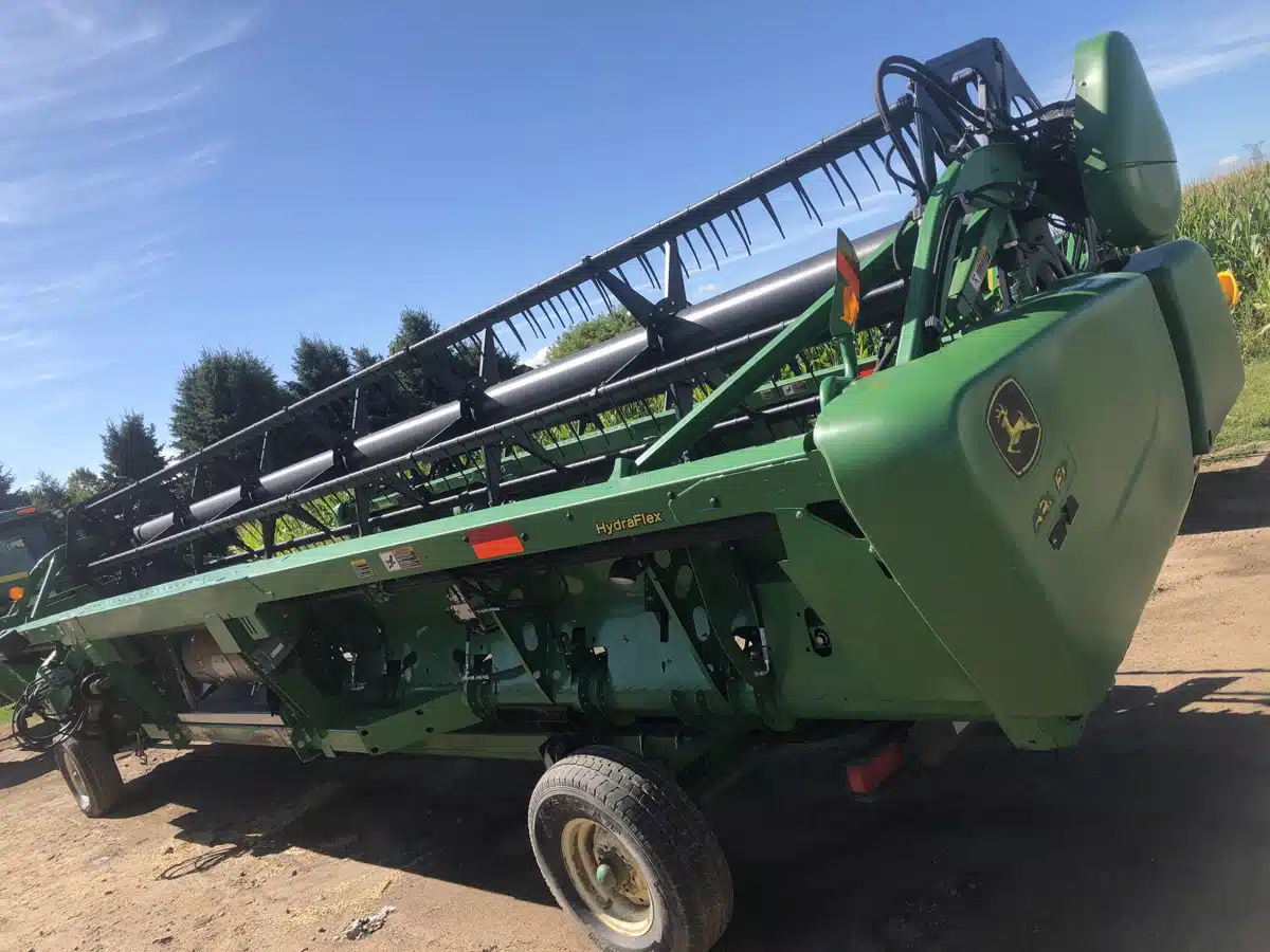 Gallery image 2 for Used 2014 John Deere 630FD Header - Flex