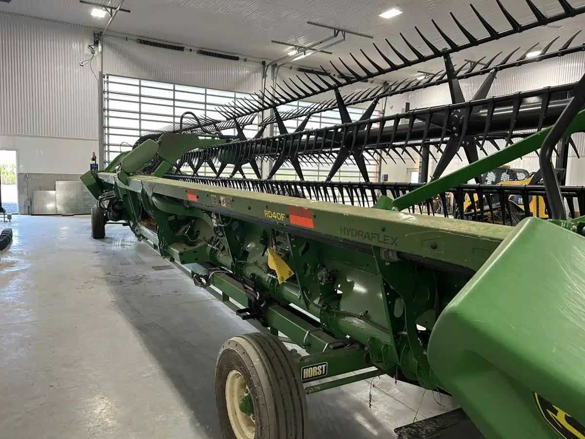 Gallery image 2 for Used 2023 John Deere RD40F Header - Flex