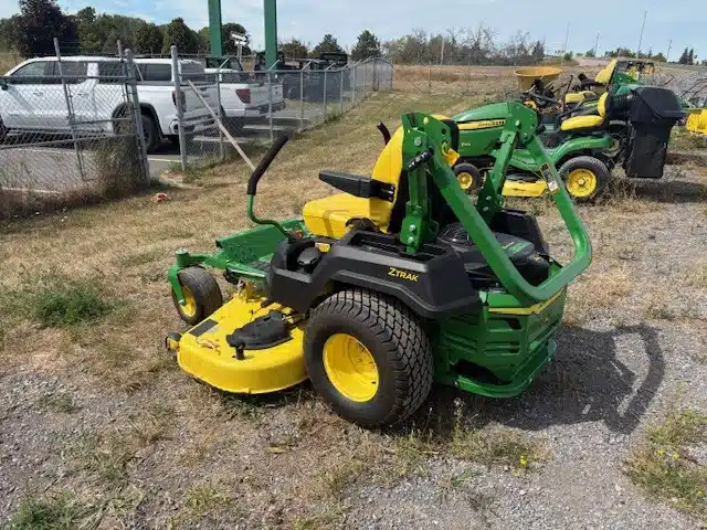 Gallery image 2 for Used 2022 John Deere Z530M Mower - Zero Turn