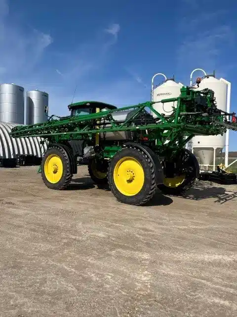 Gallery image 1 for Used 2018 John Deere R4038 Sprayer - Self Propelled