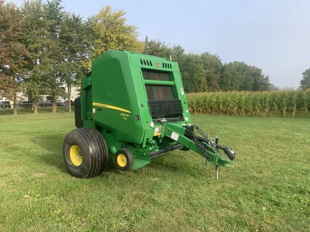 Gallery image 1 for Used 2022 John Deere 450M Round Baler