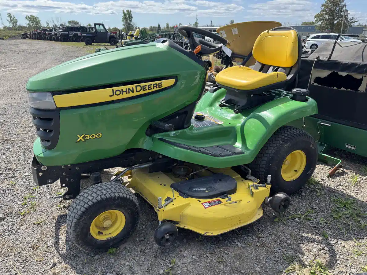 Gallery image 1 for Used 2011 John Deere X300 Lawn Tractor