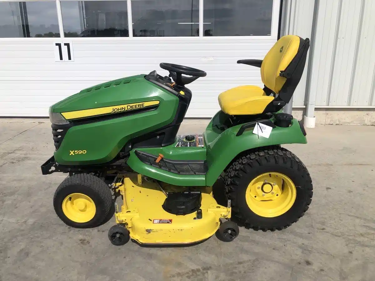 Gallery image 1 for Used 2020 John Deere X590 Lawn Tractor