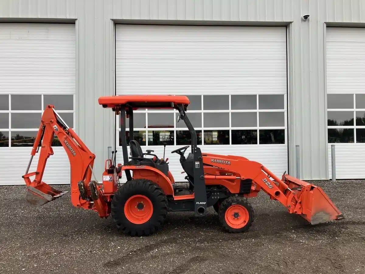 Gallery image 1 for Used 2010 Kubota B26 Backhoe Loader