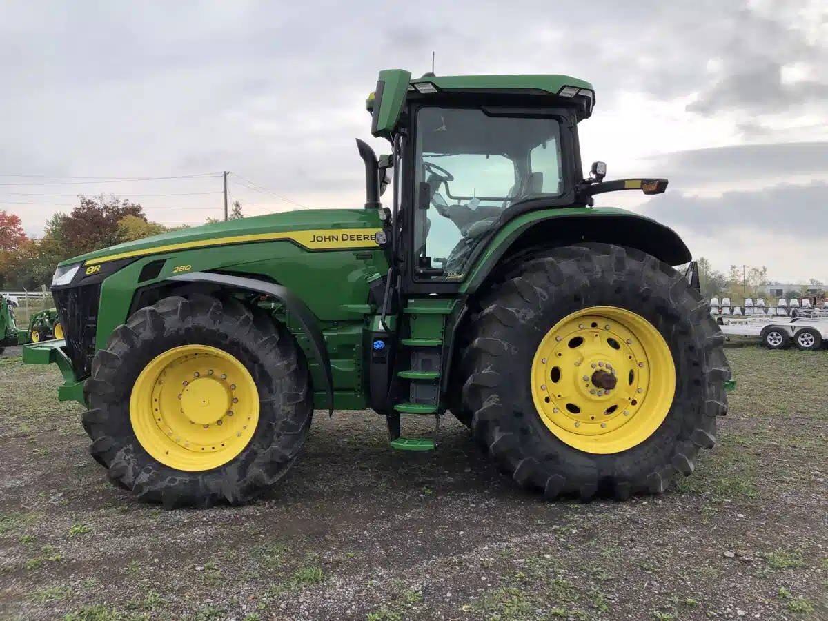 Gallery image 1 for Used 2023 John Deere 8R 280 Tractor