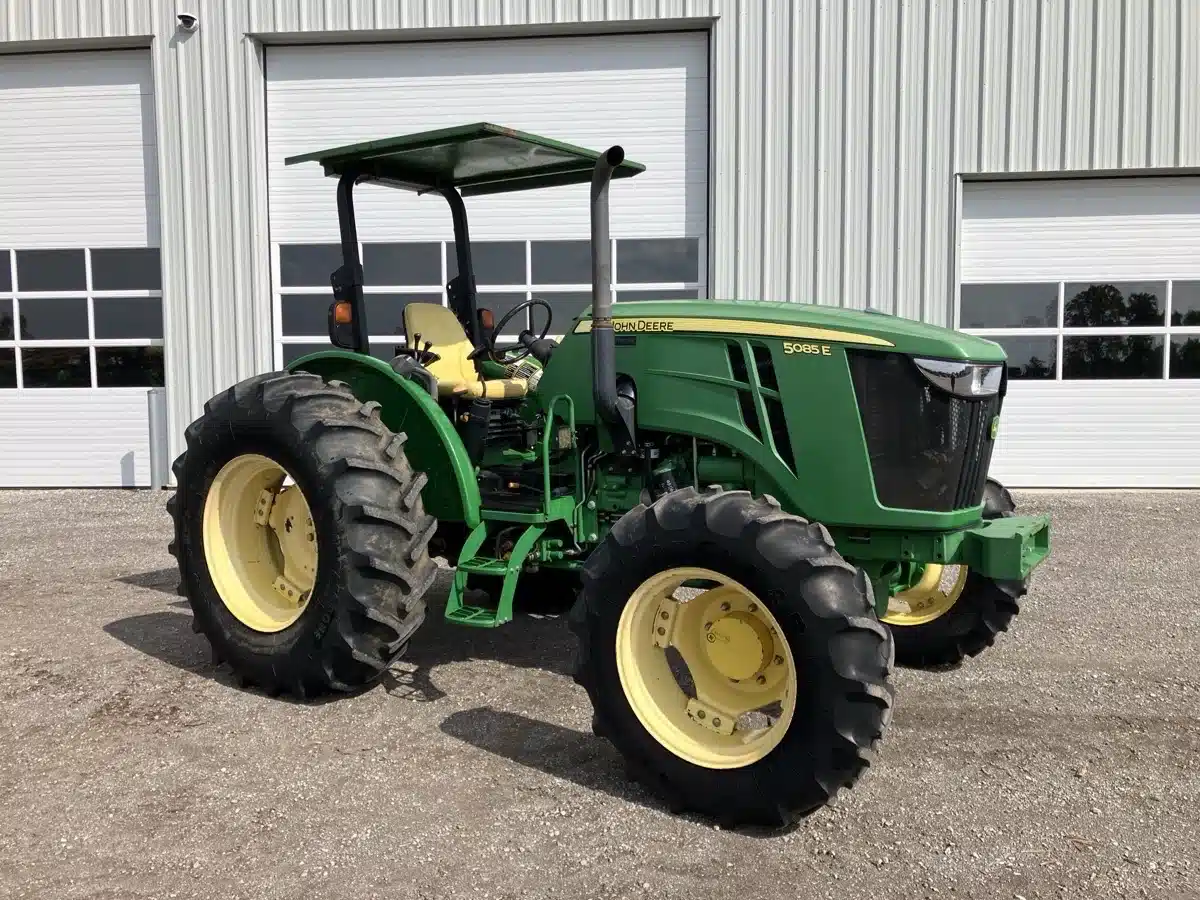 Gallery image 1 for Used 2014 John Deere 5085E Tractor