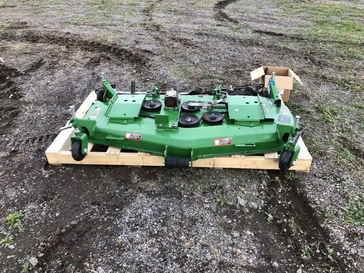 Gallery image 2 for Used 2016 John Deere 62D Mower Deck