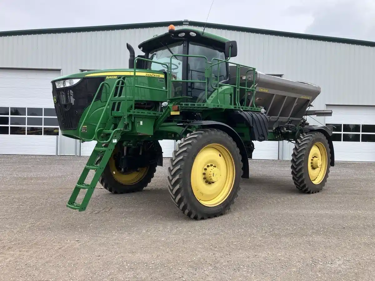 Gallery image 1 for Used 2021 John Deere R4038 Sprayer - Self Propelled