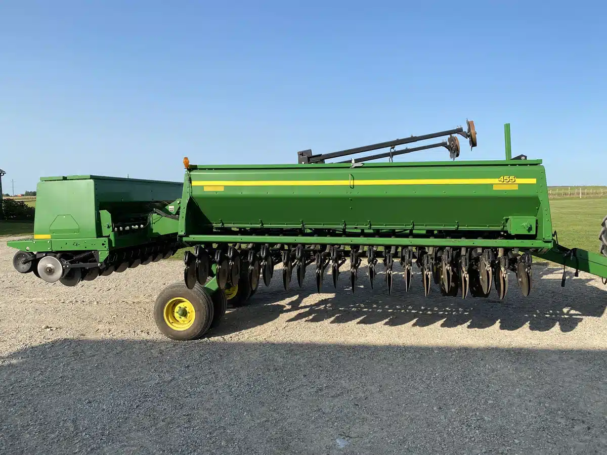 Gallery image 1 for Used 2013 John Deere 455 Drill