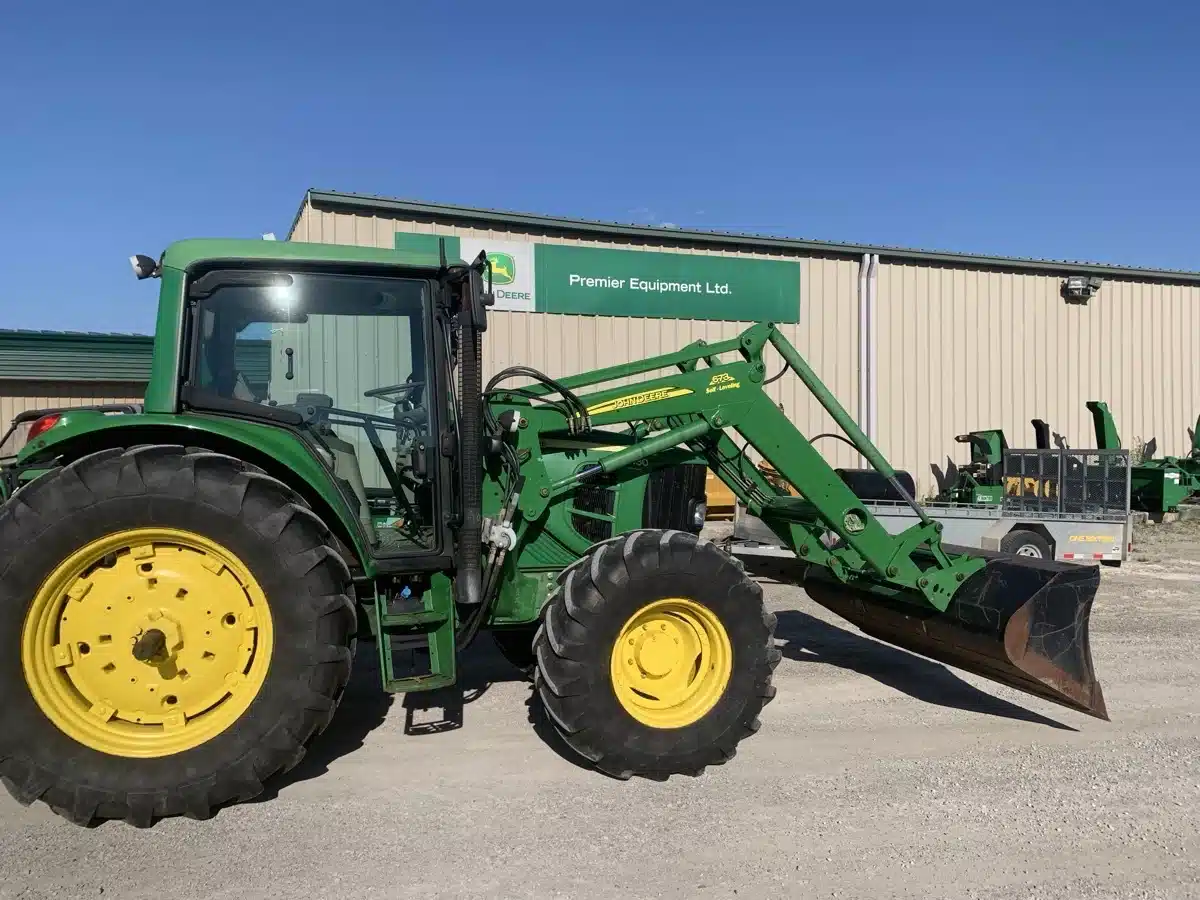 Gallery image 1 for Used 2010 John Deere 6430 PREMIUM Tractor