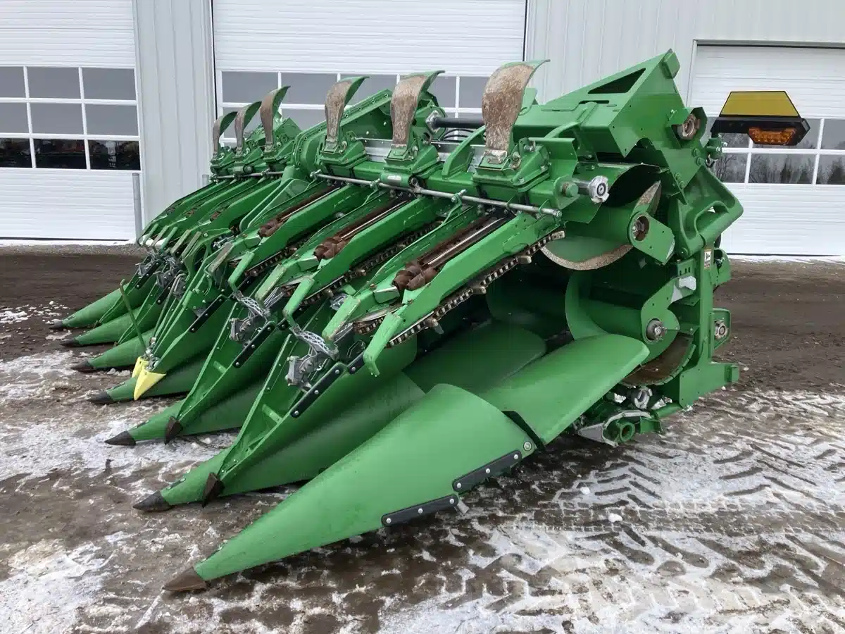 Gallery image 2 for 2023 John Deere C12F Header - Row Crop