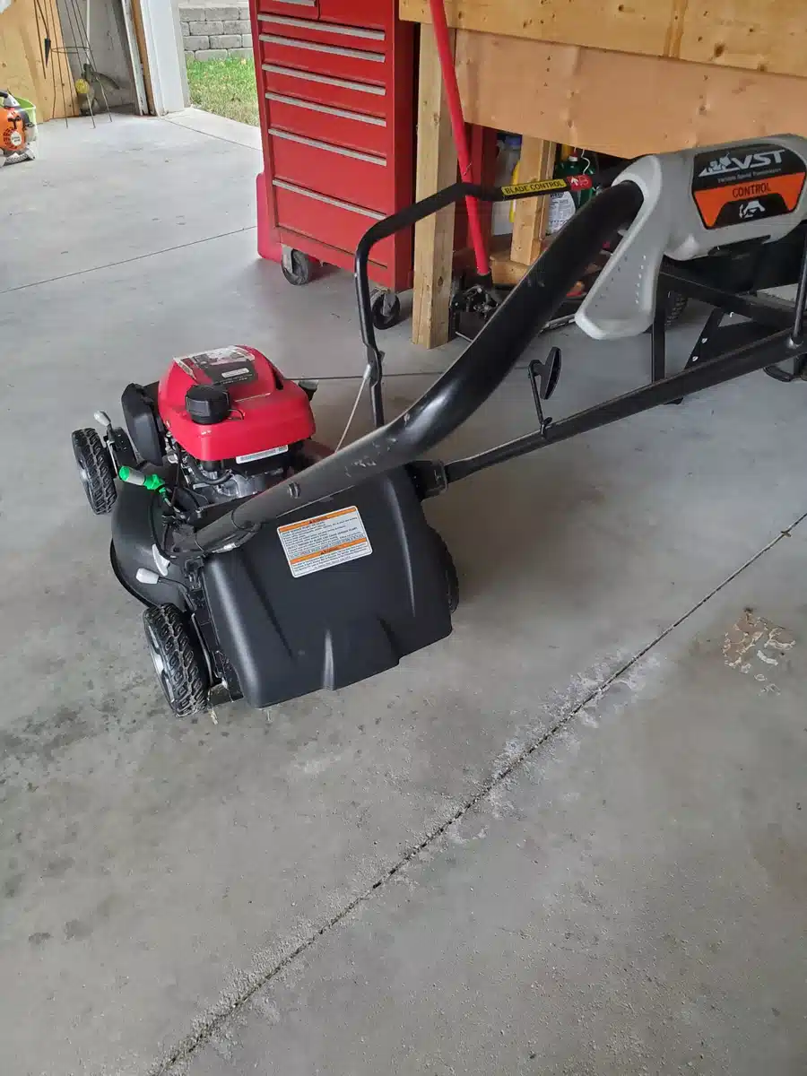 Gallery image 2 for Used 2023 Honda HRN216 Mower - Walk Behind
