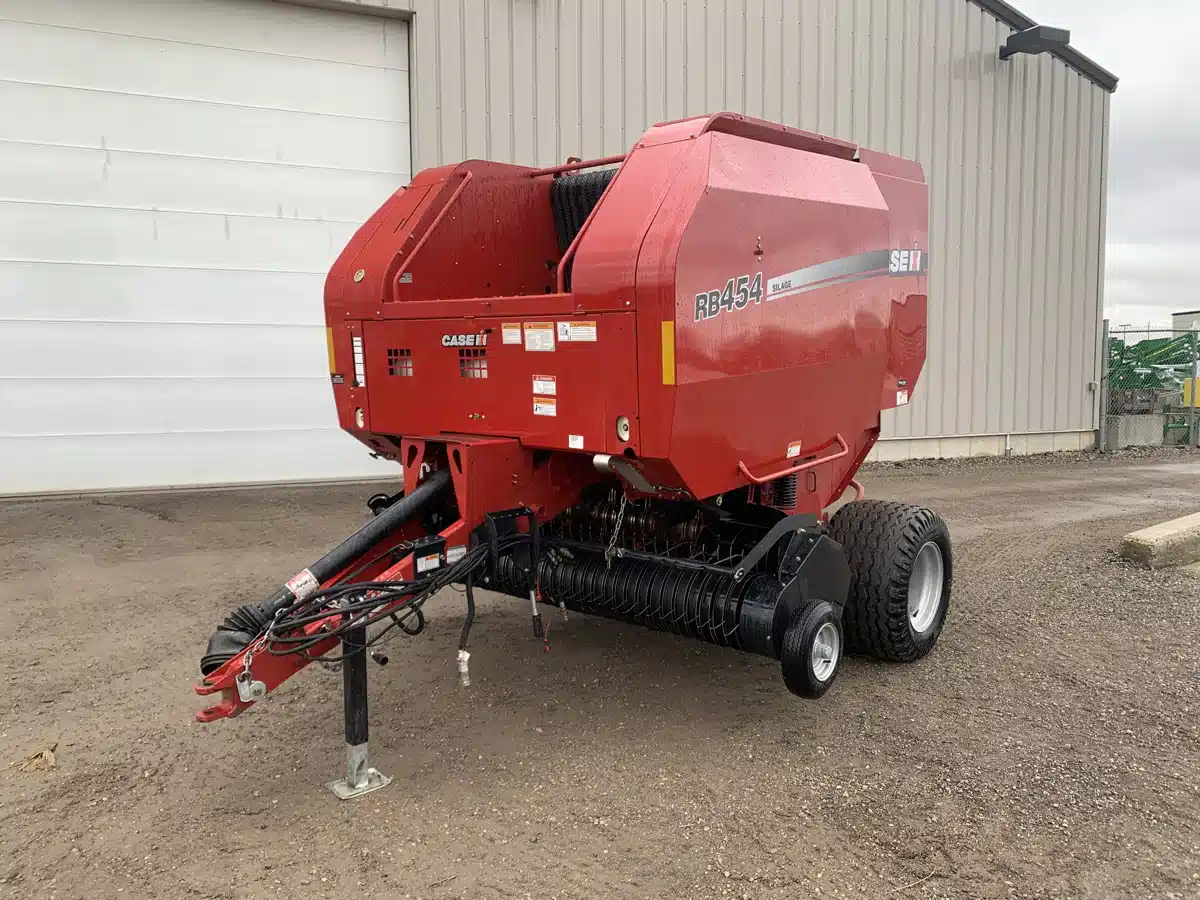 Gallery image 1 for Used 2008 Case IH RB454 Round Baler