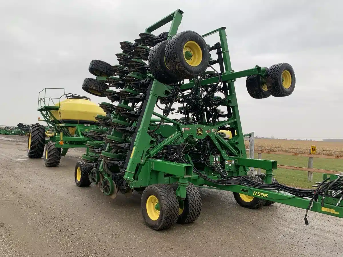 Gallery image 2 for 2022 John Deere N536C Air Drill